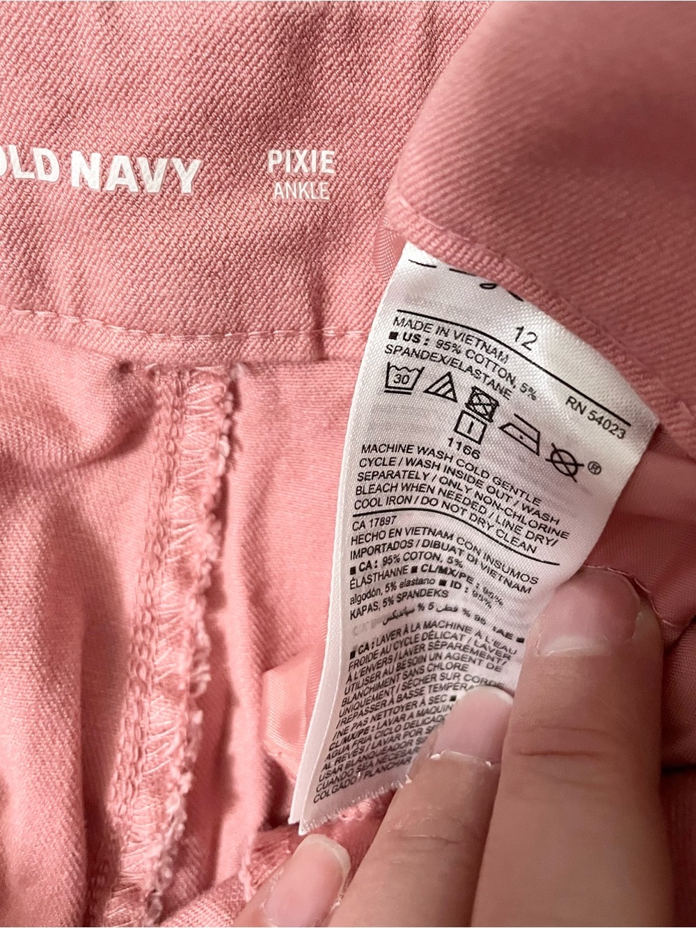 Old Navy Pink Women's Straight Ankle Pants - Picture 3 of 3
